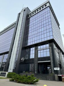 БЦ "Академия", вход в корпус Б